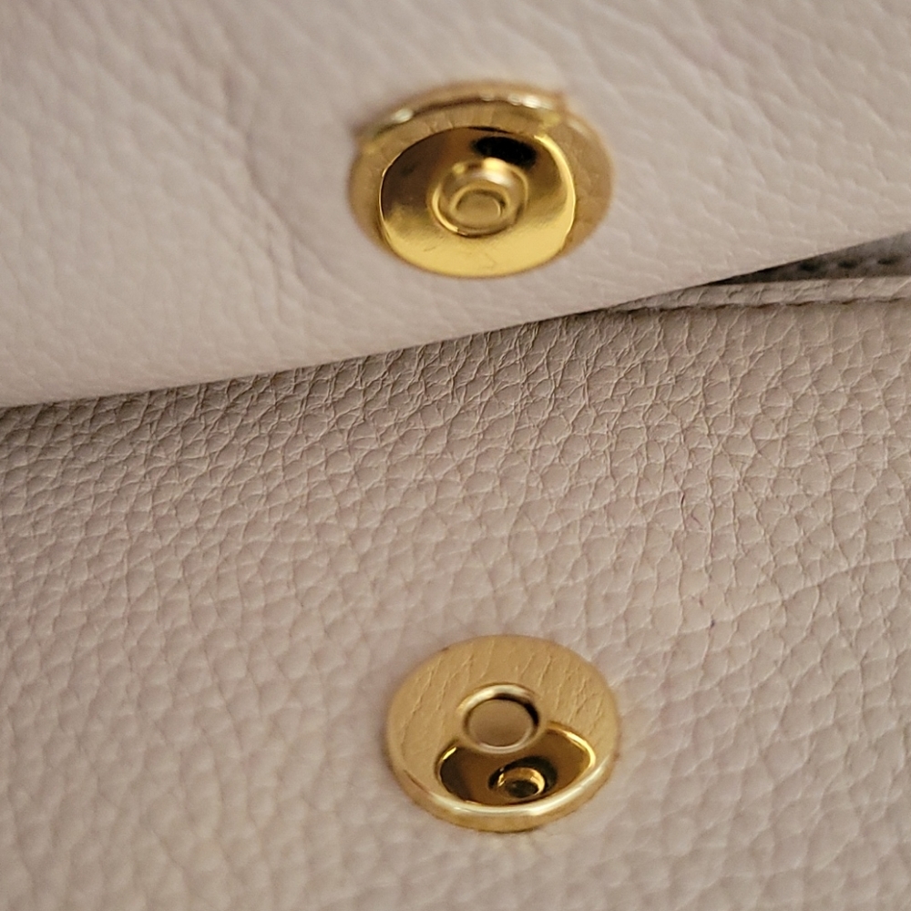 Tory Burch Robinson Convertible Crossbody - Picture 10 of 16